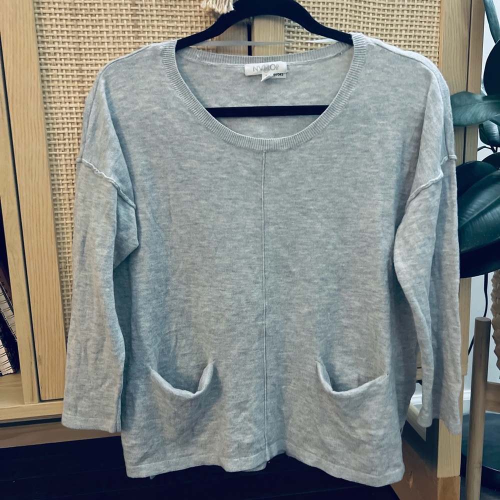 Soft cotton grey sweater with silk